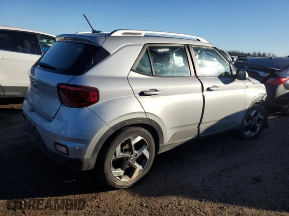 2023 Hyundai Venue Limited z VIN KMHRC8A38PU218109, wystawiony jako Copart lot #82295964 z przebiegiem 61 796 mil mil oraz Szkoda całkowita • Salvage title. Historia ofert i sprzedaży dostępna na DreamBid. Obrazek 3.