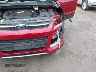 2014 Ford Escape SE with VIN 1FMCU9GX7EUC35483, listed as a IAAI auction lot 41704298 with 105,017 mi miles. Bid and sale history available at carsss.com. Image 13.