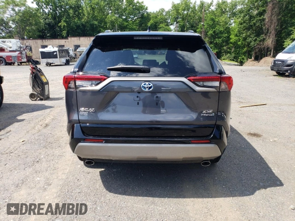 2024 Toyota RAV4 Hybrid XSE with VIN 2T3E6RFV5RW071652, listed as a Copart auction lot 63261855 with 16,112 mi miles and Clean title. Bid and sale history available at DreamBid. Image 6.