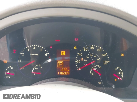 2008 Infiniti QX56 with VIN 5N3AA08D98N902382, listed as a IAAI auction lot 40817424 with 178,284 mi miles. Bid and sale history available at carsss.com. Image 7.