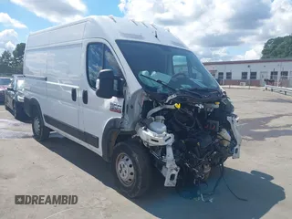 2019 Ram ProMaster Cargo with VIN 3C6TRVBG6KE556406, listed as a IAAI auction lot 40399411 with 90,079 mi miles and . Bid and sale history available at carsss.com. Image 1.
