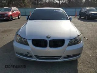 2006 BMW 3 Series 330xi with VIN WBAVD33516KL52923, listed as a Copart auction lot 46224884 with 204,406 mi miles and Salvage Title. Bid and sale history available at carsss.com. Image 5.