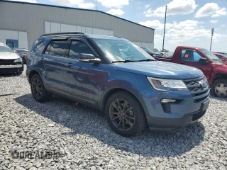 2018 Ford Explorer XLT with VIN 1FM5K7D81JGA12252, listed as a Copart auction lot 52372855 with 120,247 mi miles and Salvage Title. Bid and sale history available at DreamBid. Image 4.