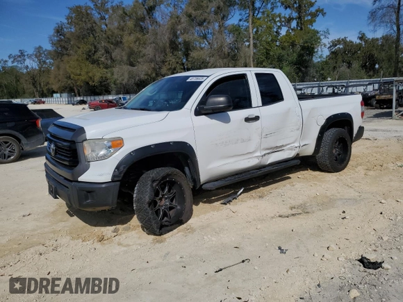 2016 Toyota Tundra SR z VIN 5TFRM5F14GX096547, wystawiony jako Copart lot #48736635 z przebiegiem 130 236 mil mil oraz Szkoda całkowita • Salvage title. Historia ofert i sprzedaży dostępna na DreamBid. Obrazek 1.