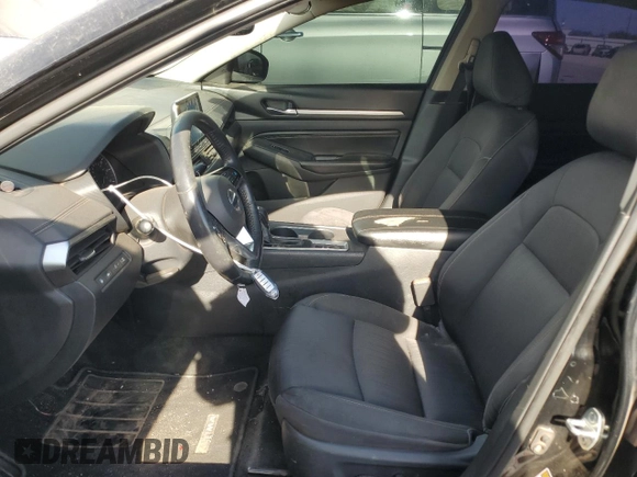 2019 Nissan Altima 2.5 SV with VIN 1N4BL4DV4KC149905, listed as a Copart auction lot 52736545 with 105,214 mi miles and Salvage Title. Bid and sale history available at carsss.com. Image 7.