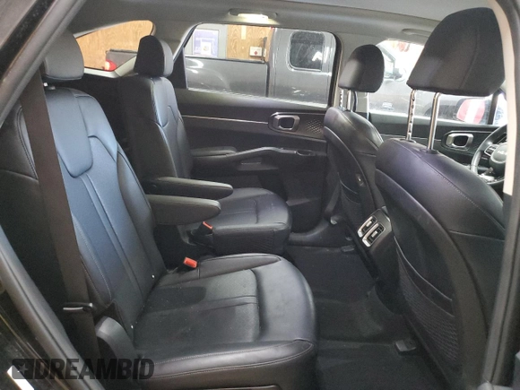 2022 Kia Sorento EX z VIN KNDRH4LG4N5076234, wystawiony jako Copart lot #53624265 z przebiegiem 65 781 mil mil oraz Czysty tytuł • Clean title. Historia ofert i sprzedaży dostępna na DreamBid. Obrazek 11.