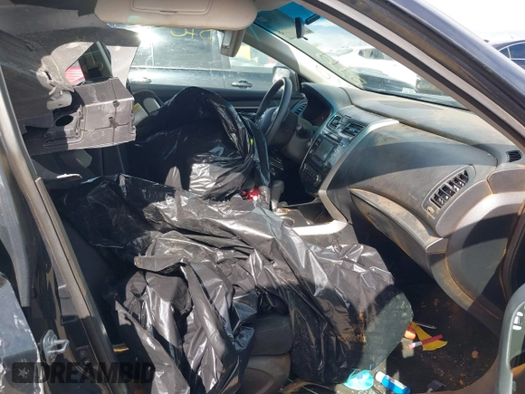2015 Nissan Altima SL z VIN 1N4AL3AP1FC477607, wystawiony jako IAAI lot #41565676 z przebiegiem 106 888 mil mil oraz . Historia ofert i sprzedaży dostępna na DreamBid. Obrazek 5.