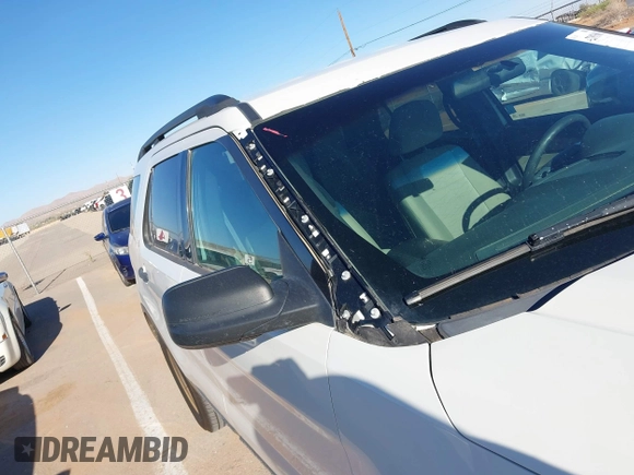 2011 Ford Explorer z VIN 1FMHK7B81BGA39873, wystawiony jako IAAI lot #42393681 z przebiegiem 177 835 mil mil oraz . Historia ofert i sprzedaży dostępna na DreamBid. Obrazek 17.