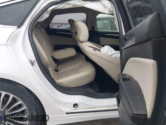 2017 Ford Fusion Hybrid Titanium с VIN 3FA6P0RUXHR317572, выставлен на аукционе IAAI как лот 42170169 с пробегом 138 987 миль миль и . История ставок и продаж доступна на DreamBid. Изображение 8.