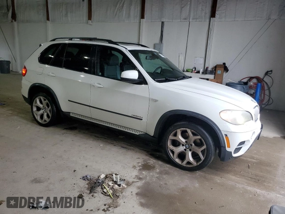 2011 BMW X5 35d z VIN 5UXZW0C56BL370849, wystawiony jako Copart lot #58844845 z przebiegiem 134 854 mil mil oraz Czysty tytuł • Clean title. Historia ofert i sprzedaży dostępna na DreamBid. Obrazek 4.