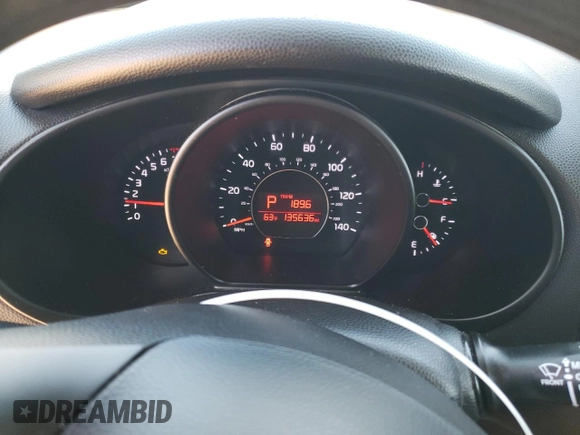 2015 Kia Soul with VIN KNDJN2A20F7768353, listed as a Copart auction lot 49320135 with 135,636 mi miles and Clean Title. Bid and sale history available at DreamBid. Image 9.