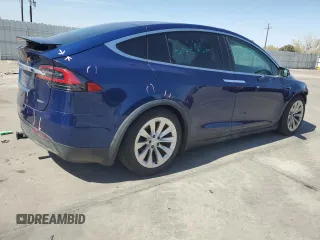 2017 Tesla Model X 90D with VIN 5YJXCDE23HF044790, listed as a Copart auction lot 52376565 with 105,712 mi miles and Salvage Title. Bid and sale history available at DreamBid. Image 3.