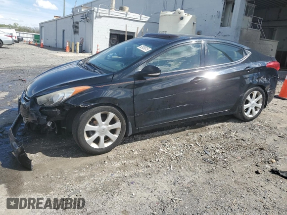 2013 Hyundai Elantra Limited z VIN 5NPDH4AE8DH415992, wystawiony jako Copart lot #52939315 z przebiegiem 151 554 mil mil oraz Szkoda całkowita • Salvage title. Historia ofert i sprzedaży dostępna na DreamBid. Obrazek 1.