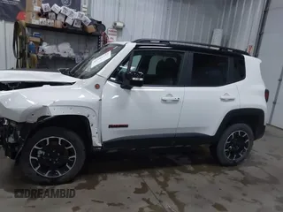 2023 Jeep Renegade Trailhawk with VIN ZACNJDC16PPP37073, listed as a IAAI auction lot 41181339 with 10,395 mi miles and . Bid and sale history available at DreamBid. Image 14.
