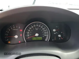 2007 Kia Sedona EX with VIN KNDMB233176172560, listed as a Copart auction lot 69004084 with 93,574 mi miles and Salvage Title. Bid and sale history available at carsss.com. Image 9.