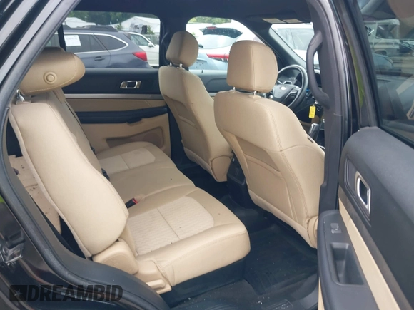 2017 Ford Explorer z VIN 1FM5K8B87HGE27594, wystawiony jako IAAI lot #42686352 z przebiegiem 93 173 mil mil oraz . Historia ofert i sprzedaży dostępna na DreamBid. Obrazek 8.