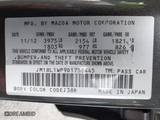 2013 Mazda Mazda3 i Grand Touring with VIN JM1BL1WP9D1758445, listed as a IAAI auction lot 41847918 with 140,833 mi miles. Bid and sale history available at carsss.com. Image 9.