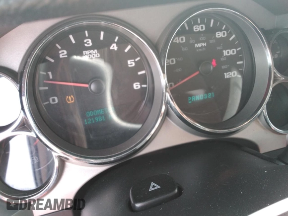 2007 Chevrolet Silverado 1500 1LT with VIN 1GCEC19087Z537839, listed as a Copart auction lot 49781855 with 121,981 mi miles and Salvage Title. Bid and sale history available at DreamBid. Image 9.