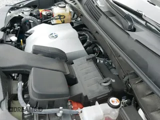 2019 Toyota Highlander Hybrid Limited with VIN 5TDDGRFH6KS075526, listed as a IAAI auction lot 41624282 with 19,296 mi miles and . Bid and sale history available at DreamBid. Image 19.