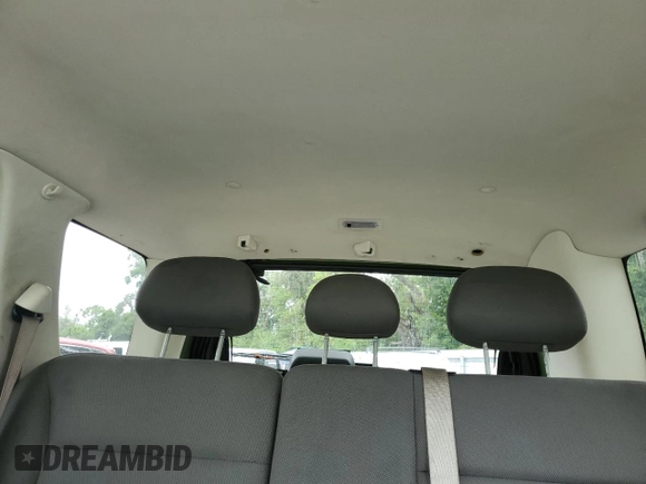 2009 Ford Escape Hybrid с VIN 1FMCU49339KC39089, выставлен на аукционе Copart как лот 56947025 с пробегом 145 098 миль миль и На запчасти • Non repairable. История ставок и продаж доступна на DreamBid. Изображение 10.