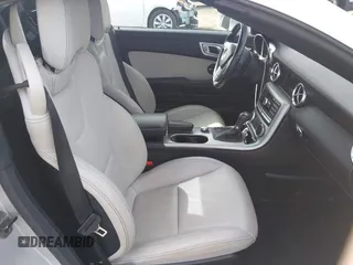 2013 Mercedes-Benz SLK 250 z VIN WDDPK4HA3DF054317, wystawiony jako IAAI lot #41846772 z przebiegiem 90 811 mil mil oraz . Historia ofert i sprzedaży dostępna na DreamBid. Obrazek 8.