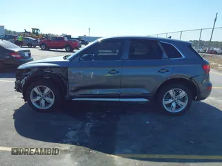 2018 Audi Q5 Premium Plus with VIN WA1BNAFY1J2245788, listed as a IAAI auction lot 41761858 with 76,571 mi miles. Bid and sale history available at carsss.com. Image 14.
