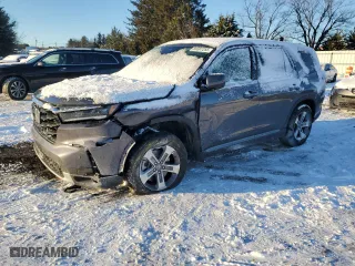2025 Honda Pilot EX-L with VIN 5FNYG1H43SB026690, listed as a Copart auction lot 89387255 with 6,028 mi miles and Salvage Title. Bid and sale history available at carsss.com. Image 1.