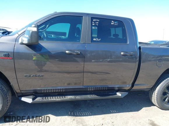 2024 Ram 2500 Big Horn with VIN 3C6UR5DL6RG293816, listed as a IAAI auction lot 41502929 with 4,958 mi miles and . Bid and sale history available at DreamBid. Image 15.