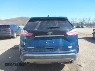 2020 Ford Edge SEL with VIN 2FMPK4J97LBA25067, listed as a IAAI auction lot 41824744 with 100,232 mi miles. Bid and sale history available at carsss.com. Image 17.