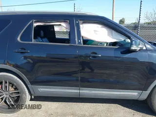 2016 Ford Explorer XLT with VIN 1FM5K7DH5GGC34303, listed as a IAAI auction lot 41776795 with 71,375 mi miles. Bid and sale history available at carsss.com. Image 12.