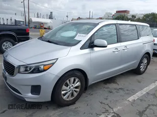 2015 Kia Sedona L with VIN KNDMA5C16F6027418, listed as a IAAI auction lot 42129259 with 78,097 mi miles. Bid and sale history available at carsss.com. Image 2.