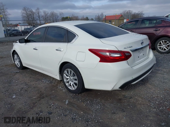 2018 Nissan Altima SV with VIN 1N4AL3APXJC283683, listed as a IAAI auction lot 41515458 with 141,937 mi miles and . Bid and sale history available at carsss.com. Image 3.