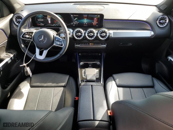 2021 Mercedes-Benz GLB with VIN W1N4M4GB4MW153982, listed as a Copart auction lot 49570455 with 31,817 mi miles and Salvage Title. Bid and sale history available at carsss.com. Image 8.
