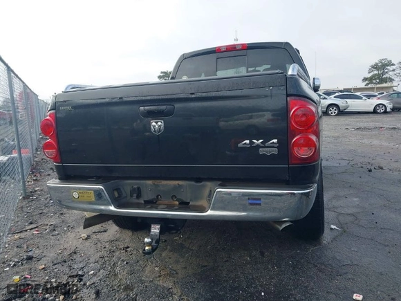 2008 Dodge Ram 1500 SLT with VIN 1D7HU18228S628151, listed as a IAAI auction lot 41563519 with 274,532 mi miles. Bid and sale history available at carsss.com. Image 16.