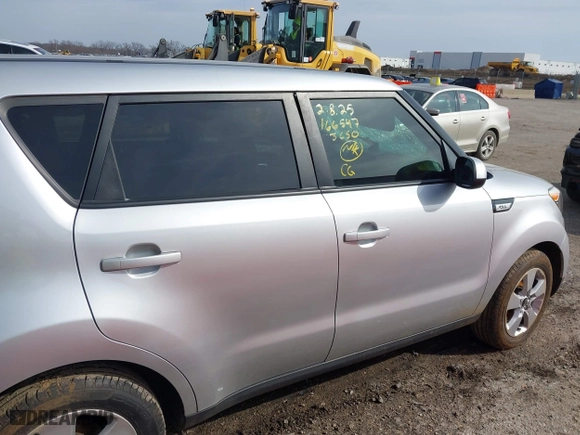 2019 Kia Soul with VIN KNDJN2A24K7641034, listed as a IAAI auction lot 41568605 with 63,685 mi miles. Bid and sale history available at carsss.com. Image 13.