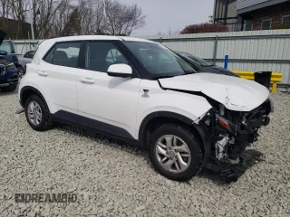 2024 Hyundai Venue SE with VIN KMHRB8A31RU287052, listed as a Copart auction lot 48958345 with 20,158 mi miles and Salvage Title. Bid and sale history available at DreamBid. Image 4.