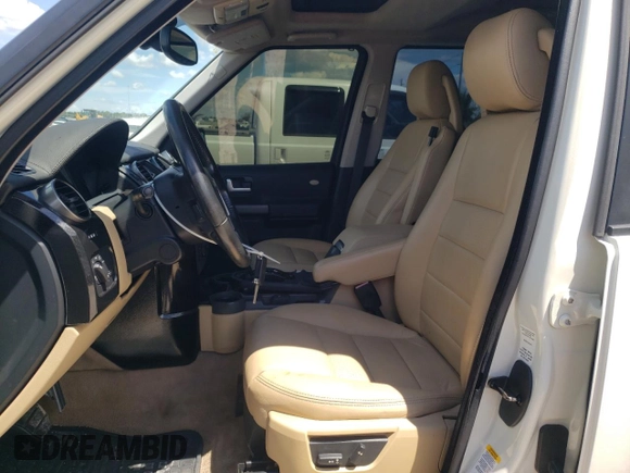2005 Land Rover LR3 SE z VIN SALAA25445A305519, wystawiony jako Copart lot #67533344 z przebiegiem Nie podano mil oraz Nie do naprawy • Non repairable. Historia ofert i sprzedaży dostępna na DreamBid. Obrazek 7.