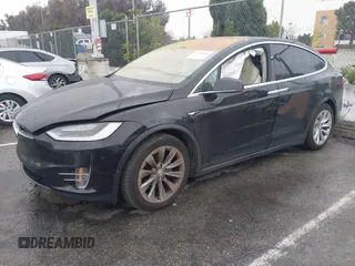 2018 Tesla Model X 75D with VIN 5YJXCBE25JF117801, listed as a IAAI auction lot 41798116 with 95,253 mi miles. Bid and sale history available at carsss.com. Image 19.