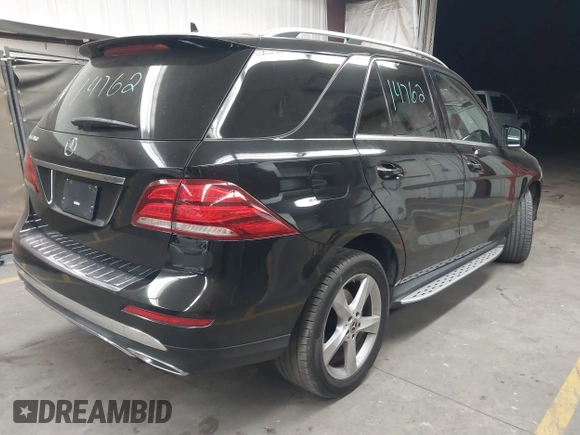 2017 Mercedes-Benz GLE 350 z VIN 4JGDA5JB5HA982900, wystawiony jako IAAI lot #42087006 z przebiegiem 133 294 mil mil oraz . Historia ofert i sprzedaży dostępna na DreamBid. Obrazek 4.