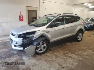 2013 Ford Escape SE z VIN 1FMCU9G90DUA34122, wystawiony jako Copart lot #60875735 z przebiegiem 174 118 mil mil oraz Szkoda całkowita • Salvage title. Historia ofert i sprzedaży dostępna na DreamBid. Obrazek 1.