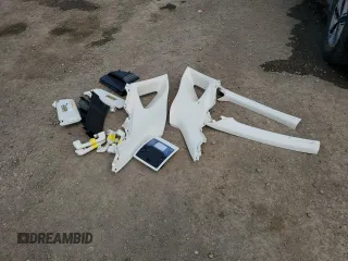 2015 Lexus NX 200t с VIN JTJBARBZ9F2018660, выставлен на аукционе Copart как лот 60293435 с пробегом 250 285 миль миль и Списание • Salvage title. История ставок и продаж доступна на DreamBid. Изображение 13.