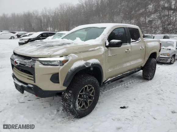2024 Chevrolet Colorado 4WD ZR2 with VIN 1GCPTFEK9R1145273, listed as a Copart auction lot 43999875 with 8,375 mi miles and Salvage Title. Bid and sale history available at carsss.com. Image 1.