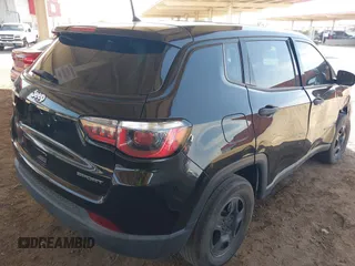 2018 Jeep Compass Sport с VIN 3C4NJCABXJT368260, выставлен на аукционе IAAI как лот 42507535 с пробегом 80 671 миль миль и . История ставок и продаж доступна на DreamBid. Изображение 4.