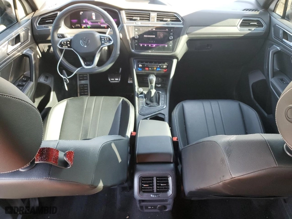 2022 Volkswagen Tiguan SE R-Line Black with VIN 3VVCB7AX5NM060390, listed as a Copart auction lot 47804245 with 55,727 mi miles and Salvage Title. Bid and sale history available at carsss.com. Image 8.