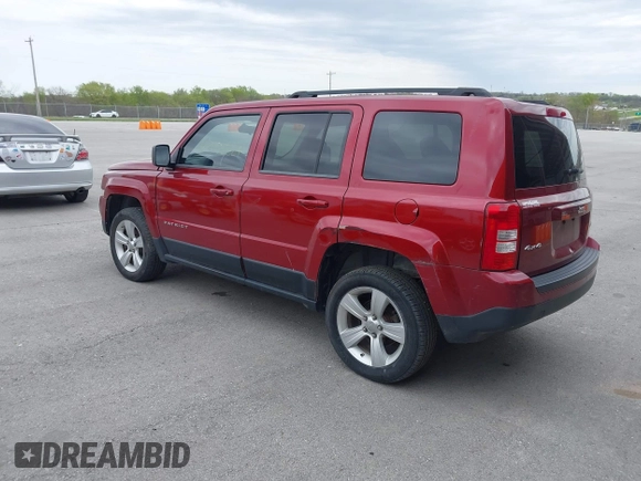 2012 Jeep Patriot Latitude with VIN 1C4NJRFB6CD564345, listed as a IAAI auction lot 42033221 with 158,805 mi miles and . Bid and sale history available at carsss.com. Image 3.