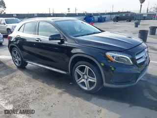 2015 Mercedes-Benz GLA-Class GLA 250 with VIN WDCTG4GB1FJ119633, listed as a IAAI auction lot 42085473 with 149,109 mi miles. Bid and sale history available at carsss.com. Image 1.