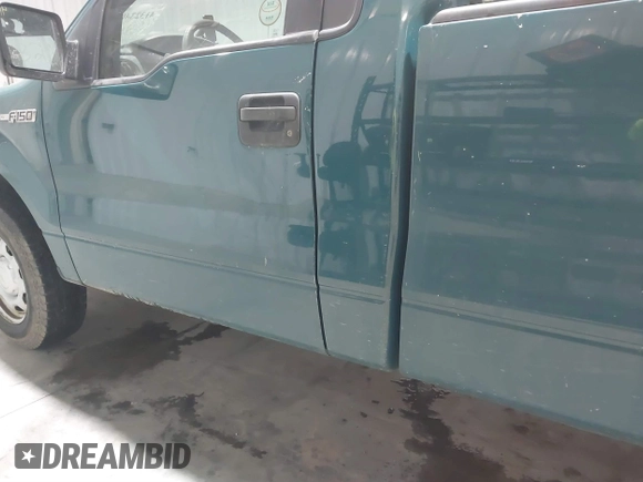 2014 Ford F-150 XL with VIN 1FTMF1EM8EKE03723, listed as a IAAI auction lot 41323405 with 176,478 mi miles and . Bid and sale history available at DreamBid. Image 12.