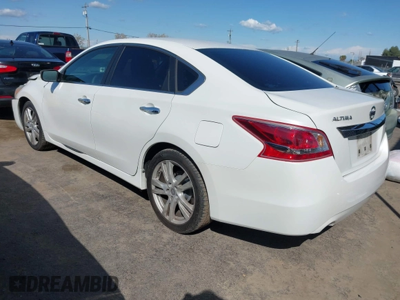 2013 Nissan Altima SV with VIN 1N4BL3AP7DN485216, listed as a IAAI auction lot 41965307 with 145,410 mi miles and . Bid and sale history available at DreamBid. Image 3.