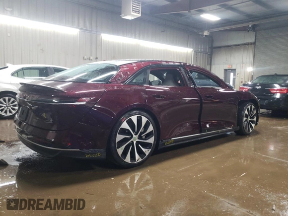 2022 Lucid Air Grand Touring z VIN 50EA1GBA0NA001260, wystawiony jako Copart lot #52131155 z przebiegiem 25 673 mil mil oraz Szkody całkowita. Historia ofert i sprzedaży dostępna na DreamBid. Obrazek 3.