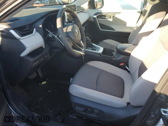 2024 Toyota RAV4 XLE with VIN 2T3P1RFV4RC483201, listed as a Copart auction lot 83233974 with 1,294 mi miles and Salvage Title. Bid and sale history available at carsss.com. Image 7.